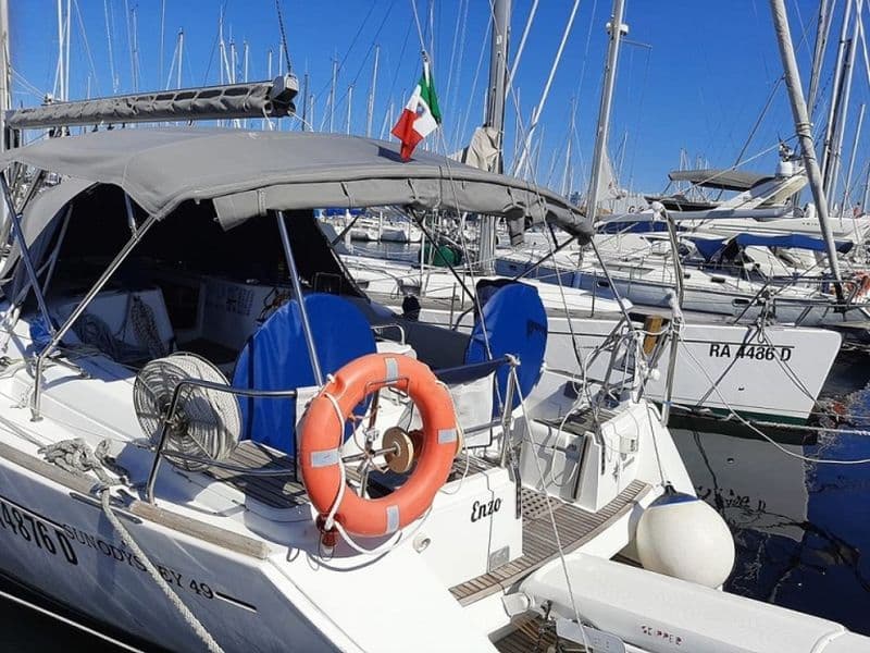 Jeanneau Sun Odyssey 49 (Sailboat)