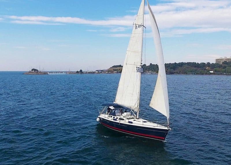 Hunter 460 (Sailboat)