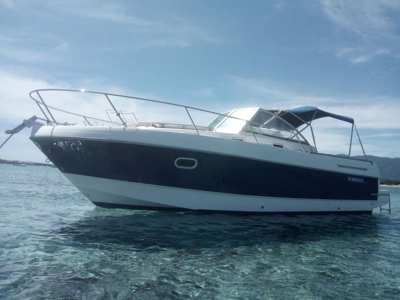 Bénéteau Ombrine 800 (Motorboat)