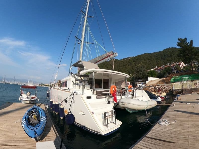 Lagoon 400 S2 (Multihull)