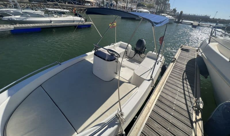 Dipol 450 (Motorboat)