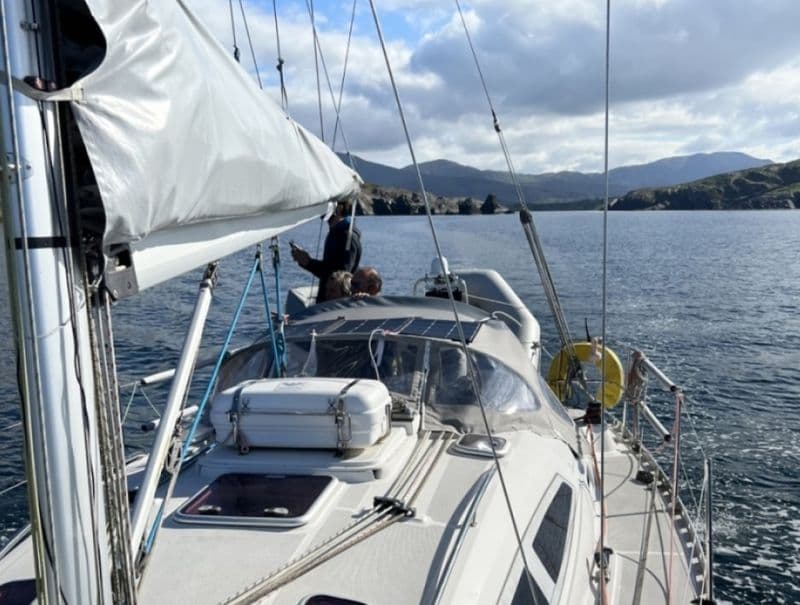 Delphia 33 (Sailboat)