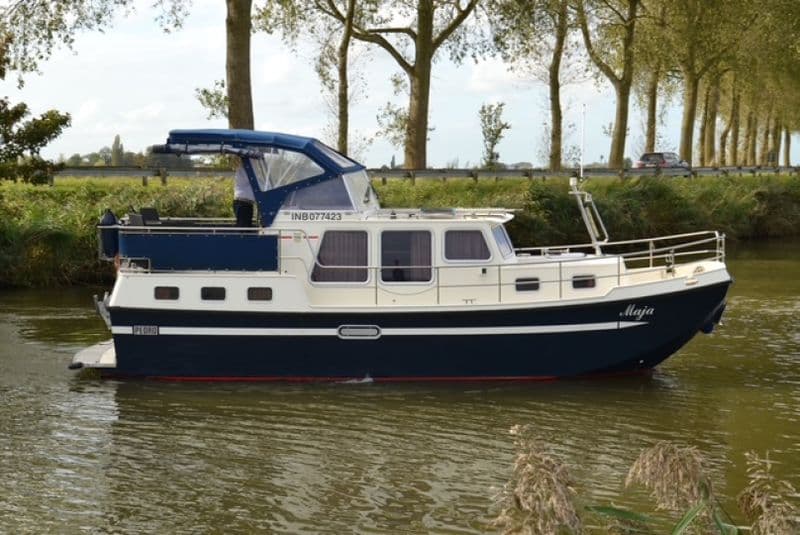 Billet Location de bateau - Pedro Marin 30 (Motorboat)