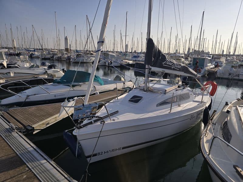 B2 Marine Blue Djinn (Sailboat)