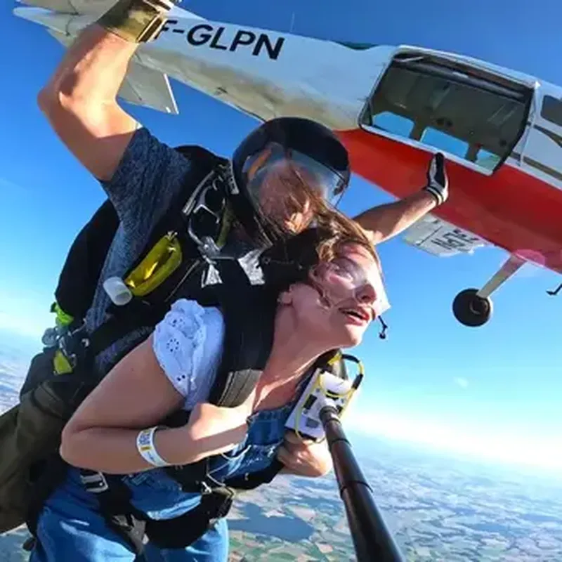 Saut en Parachute Tandem à Tours