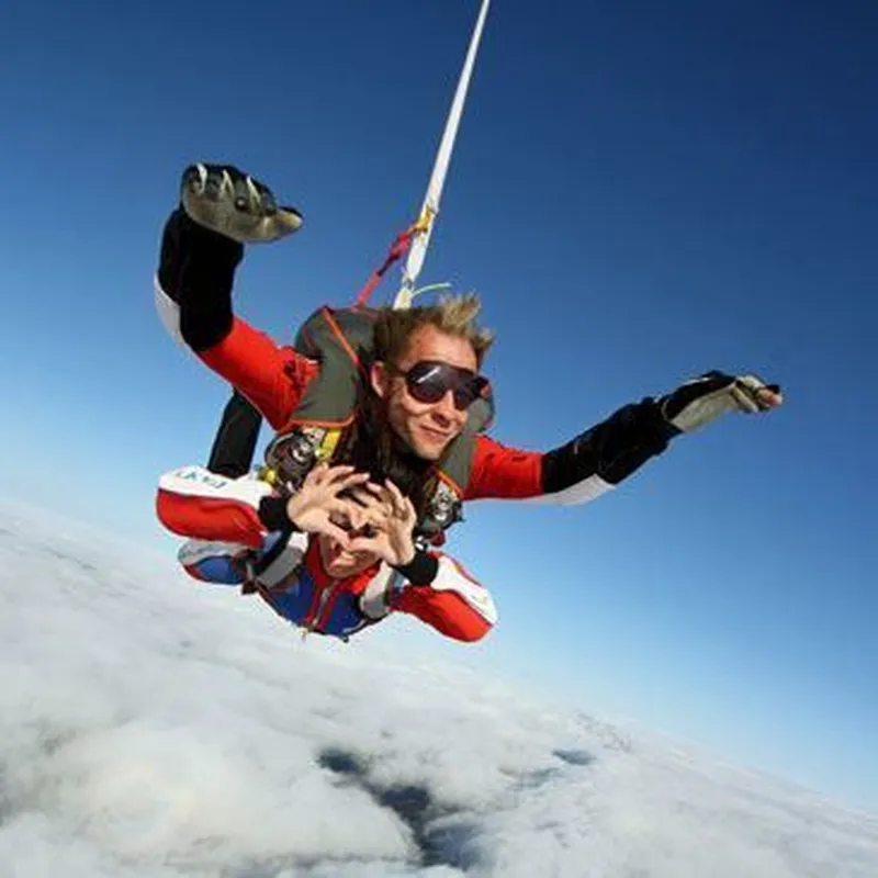 Saut en Parachute Tandem aux environs de Nancy