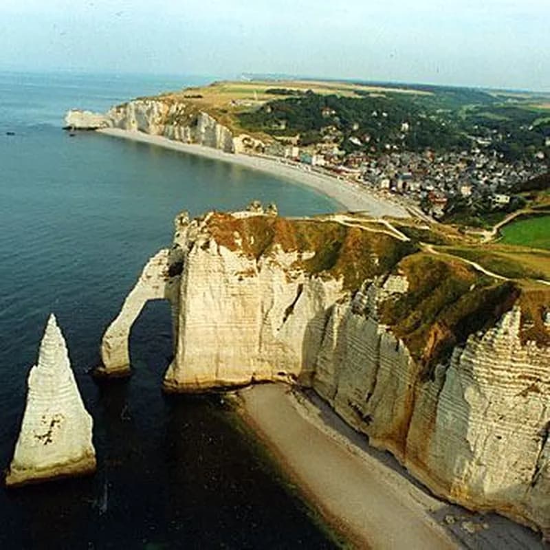Vol privatif en Hélicoptère à Etretat en Normandie