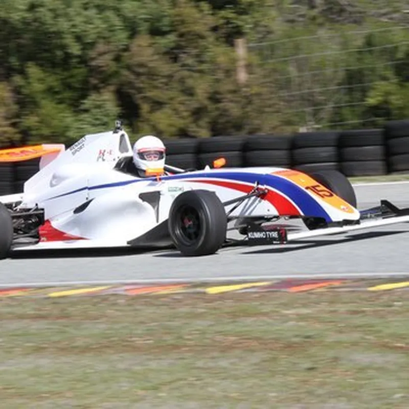 Stage en Formule 4 - Circuit de Croix-en-Ternois
