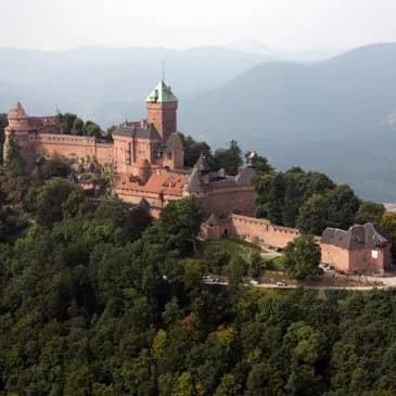 Baptême en Hélicoptère - Survol du Haut-Kœnigsbourg