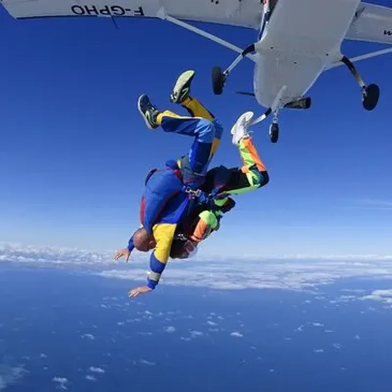 Saut en Parachute près de Saint-Malo