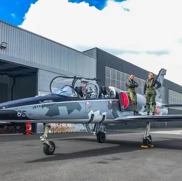 Initiation au Pilotage d'Avion de Chasse à Avignon