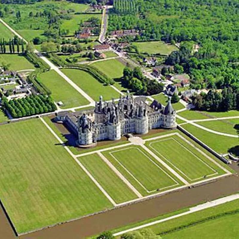 Baptême en hélicoptère à Orléans - Châteaux du Loiret