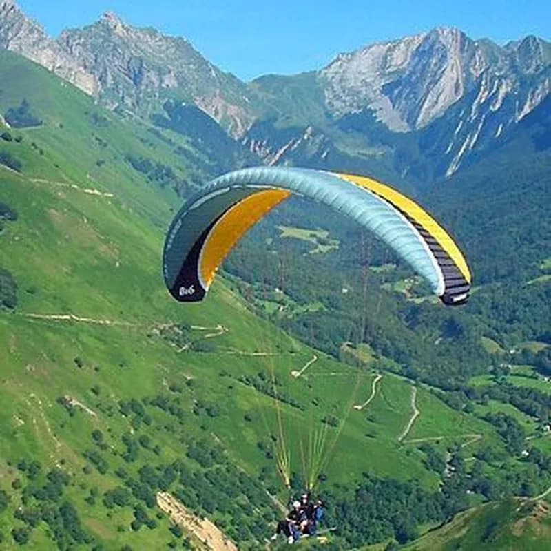 Vol d'Initiation au Parapente à Pau