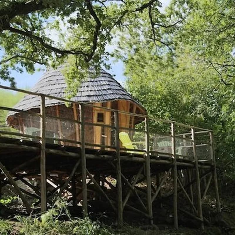 Nuit en Cabane près du Puy du Fou