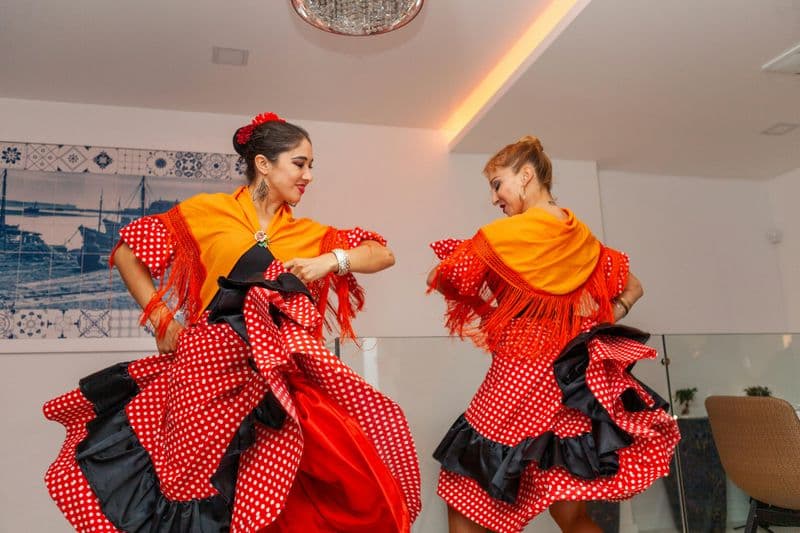 Portimão : Spectacle de danse sévillane + Tapas
