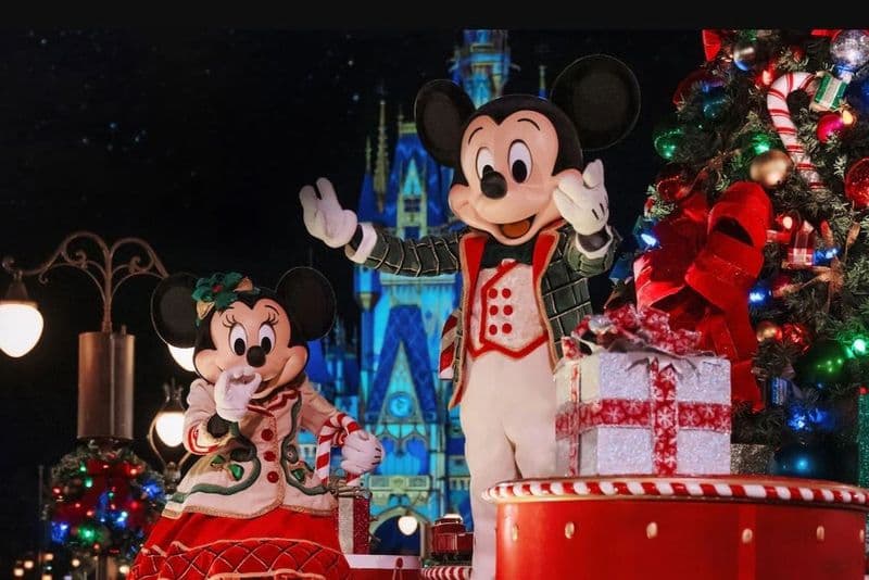 Parc Magic Kingdom : Entrée de la fête de Noël Mickey's Very Merry Christmas Party