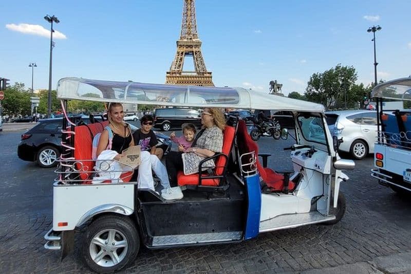 Paris avec un Tuk Tuk - Tour privé de 2 heures en TukTuk