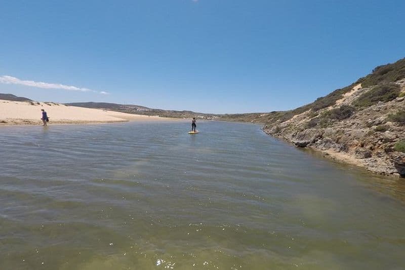 Excursion en stand up paddle sur la rivière Amoreira