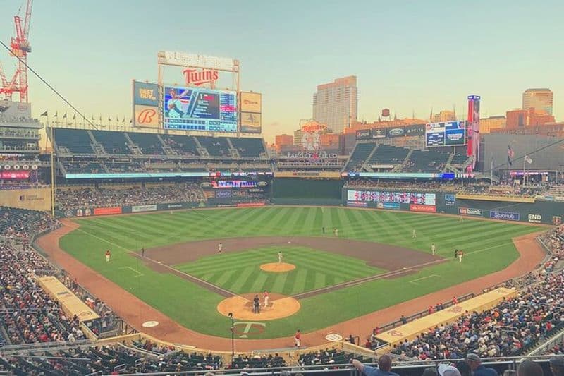 Billet de match de baseball Minnesota Twins au champ cible