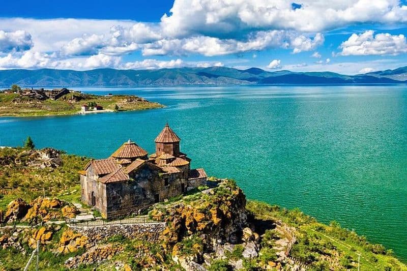 Visite de l'Arménie avec dégustation de fromages et de vins