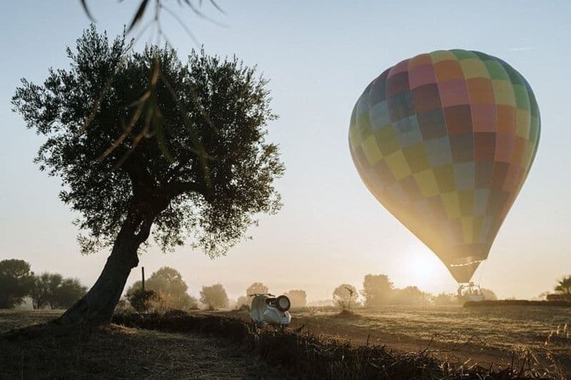 Vol en montgolfière en petit groupe dans la Valle d'Itria