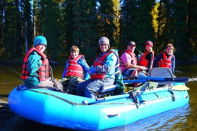 Rafting dans l'Alaska Wilderness