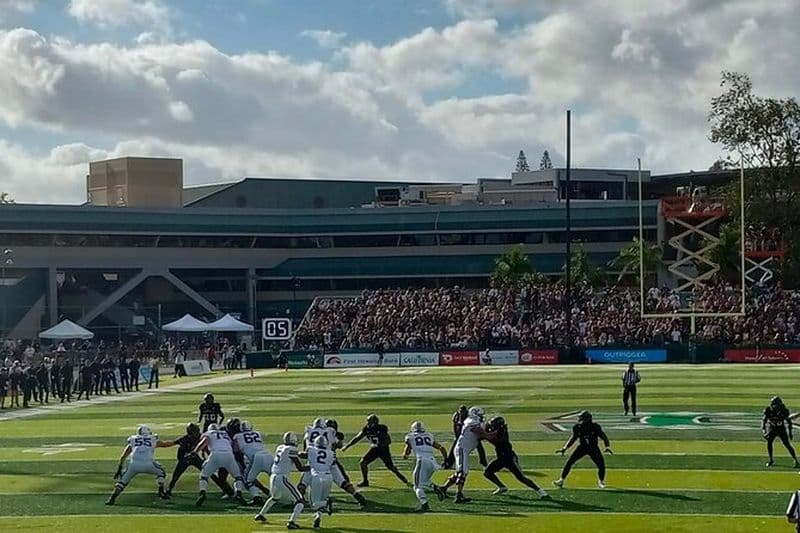 Billet pour le match de football des Rainbow Warriors de l'Université d'Hawaï