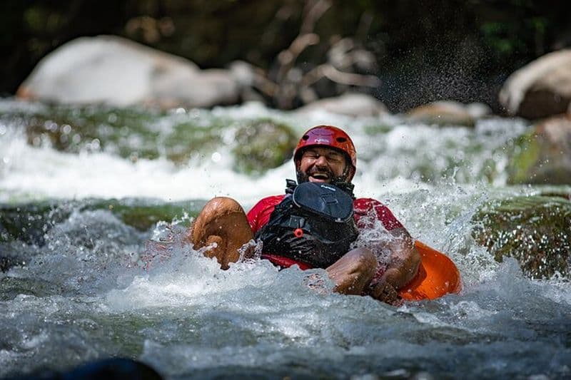 Aventure en bouée sur la rivière Cochea