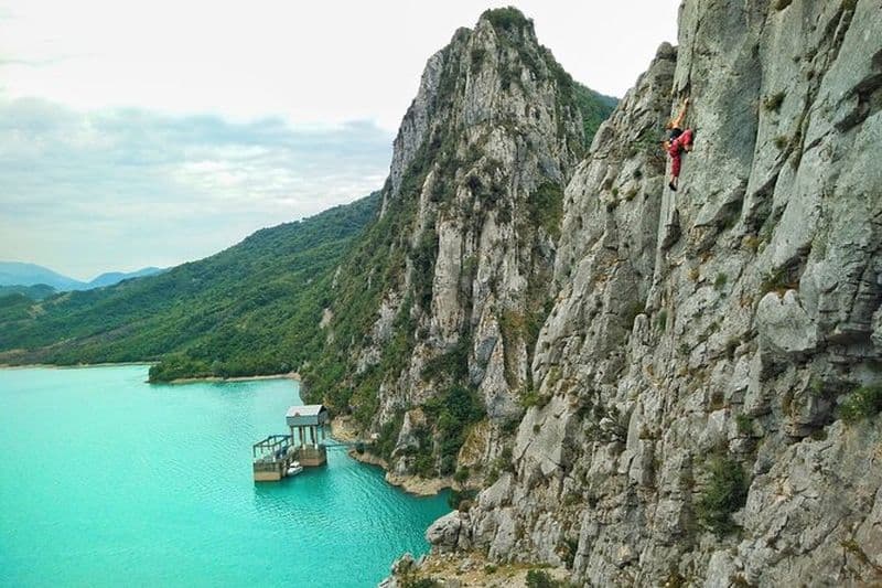 Expérience privée d'assureur d'escalade