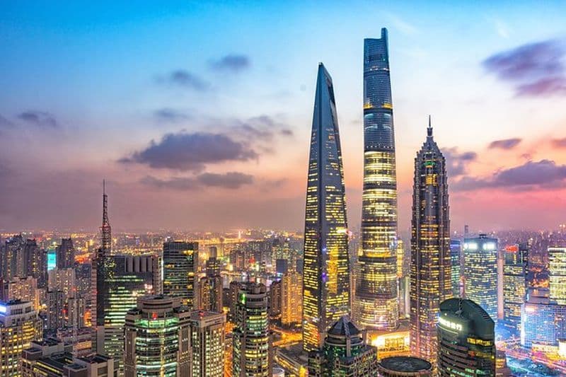 Croisière nocturne sur la rivière Shanghai avec la tour Jin Mao