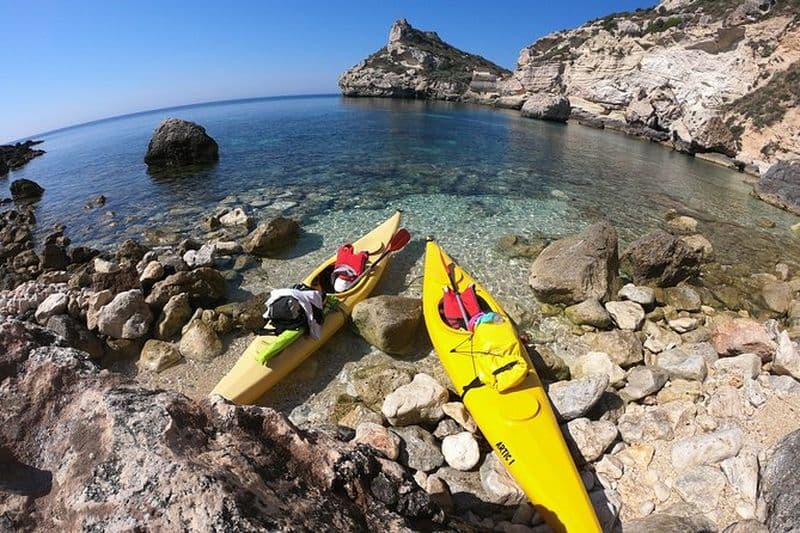 Excursion exclusive en kayak privé à Devil's Saddle à Cagliari