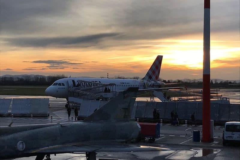 Chauffeur privé et Navette Taxi Aéroport de Stuttgart (STR) <=> Strasbourg