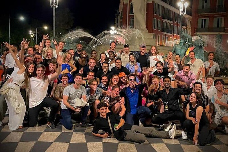 Lille International Pub Crawl avec des coups gratuits et des jeux amusants