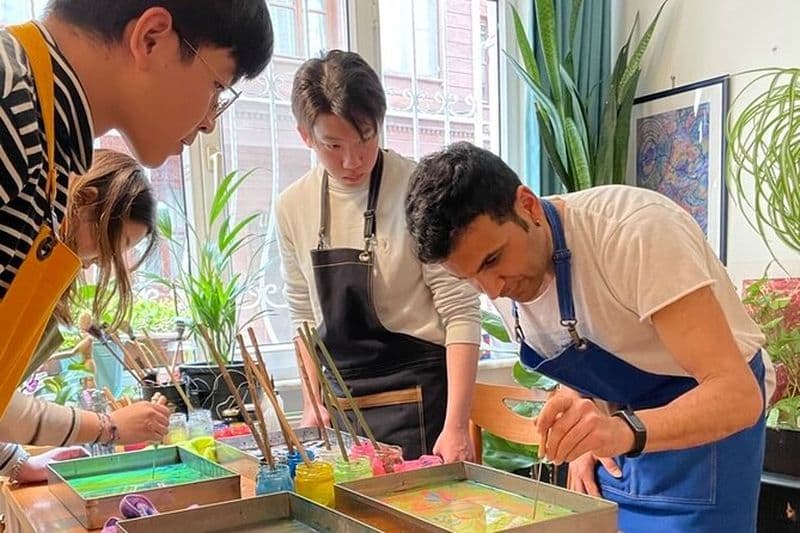 Peinture sur l'eau - Expérience artistique turque authentique à la maison locale