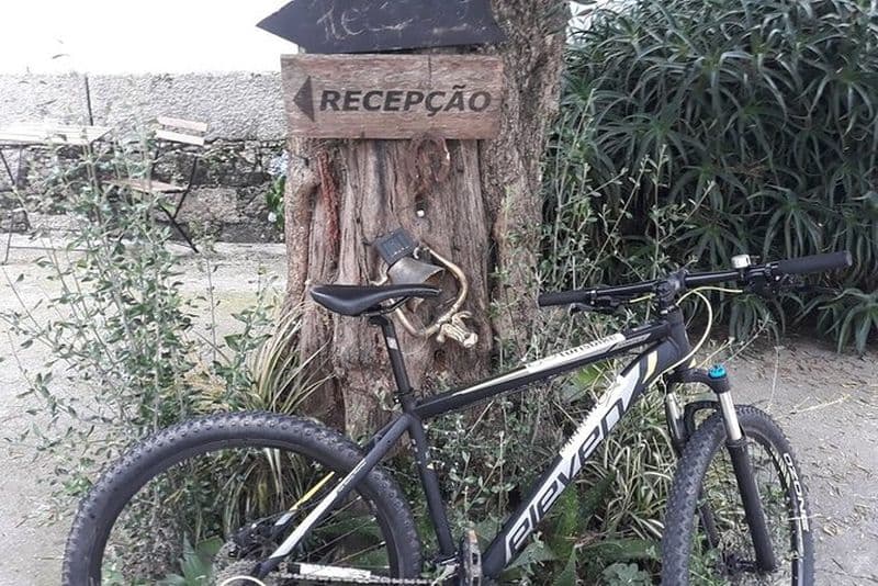 Location de VTT pour piste cyclable ancienne voie ferrée à Famalicão
