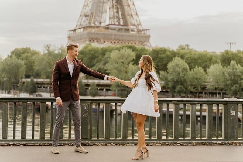 Capturez vos moments parisiens en photographie et vidéographie