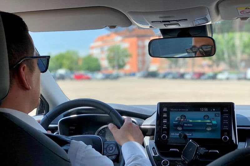 Location de voiture avec chauffeur Madrid, transferts aéroport