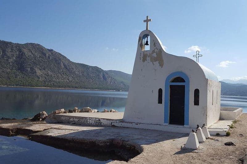 Visite privée de Loutraki au départ de Corinthe