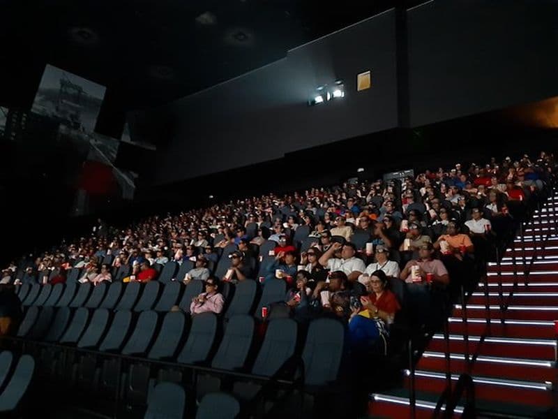 Théâtre IMAX et écluses de Miraflores