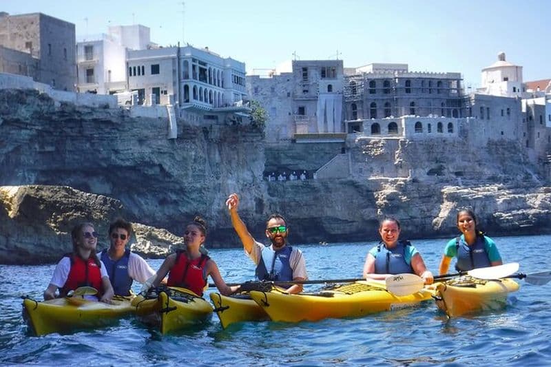 Excursion en kayak à Polignano + arrêt et baignade dans une grotte