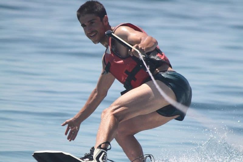 Wakeboard à Armacao de Pera, Algarve, Portugal