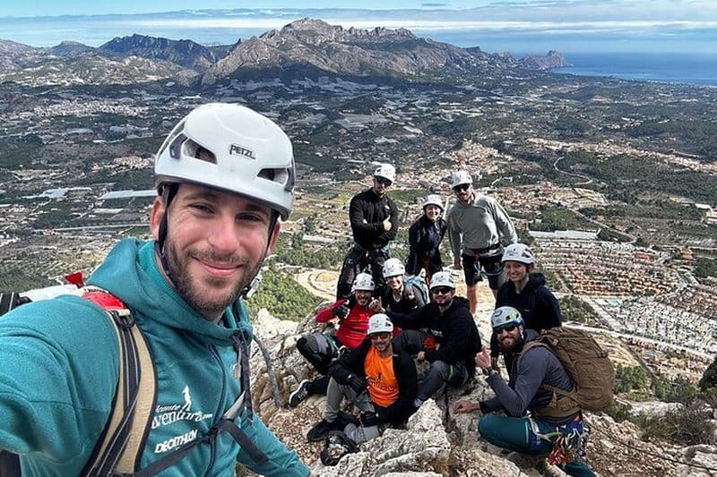 Expérience d'escalade d'une demi-journée sur la Via Ferrata del Ponoig