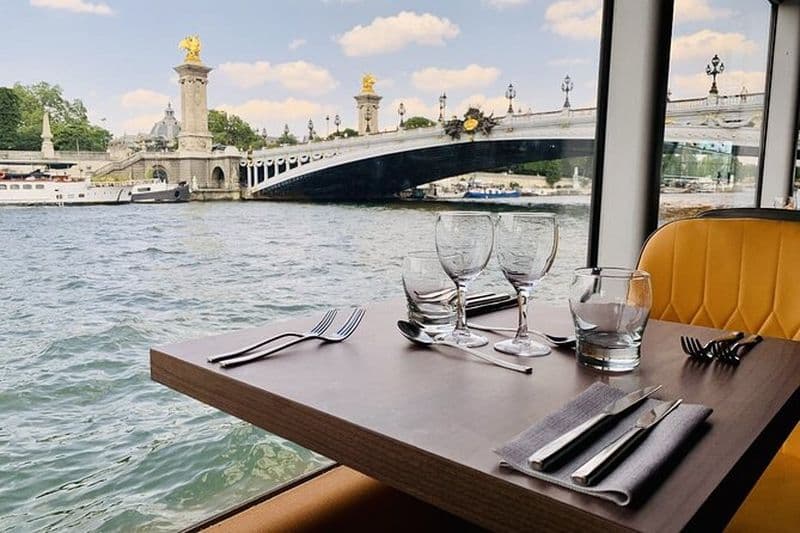 Croisière la Seine Départ du Pont Alexandre III avec Dîner Inclus