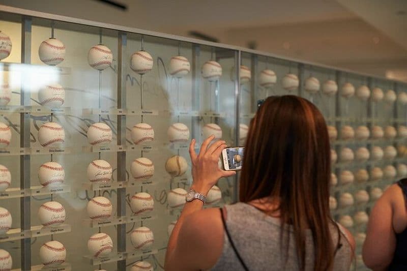 Transfert privé aller-retour à New York au Yankee Stadium ou au Citi Field