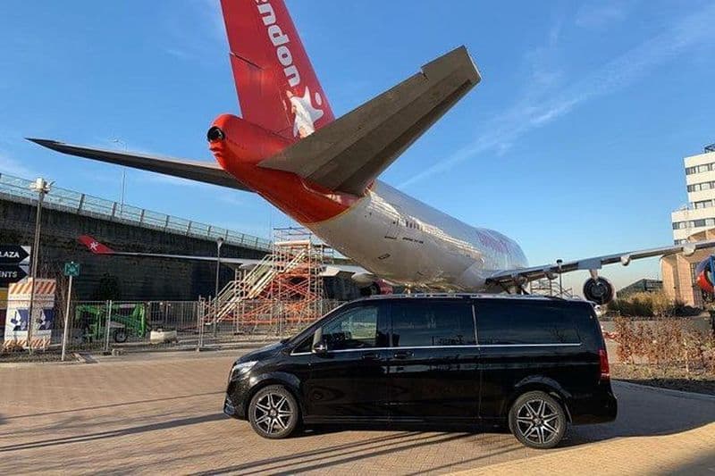 Amsterdam Schiphol Airport Pick-up privé High Service & Comfort