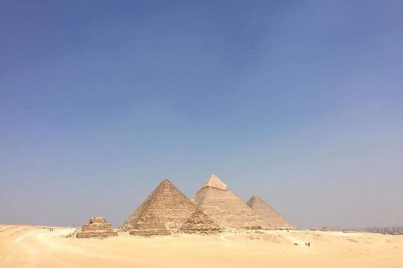 Taxi de l'aéroport aux pyramides de Gizeh