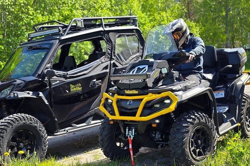Parc des rennes et écuries de chevaux Safari