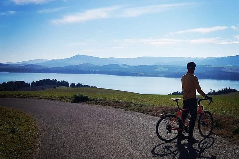 À vélo de Matera au lac en toute liberté - pour les familles