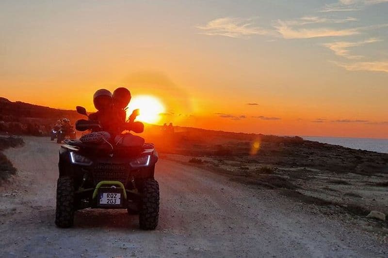 Excursion en quad tout compris au Blue Lagoon et au coucher du soleil à Gozo