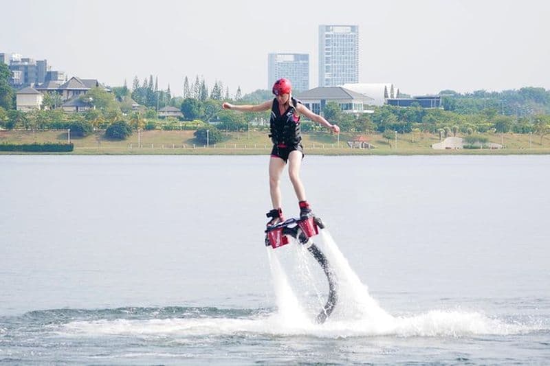 Expérience Flyboard - SINGLE (30 minutes de vol)